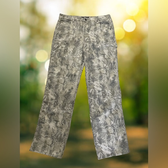 NWT - CAMO Denim Jeans - Picture 2 of 7